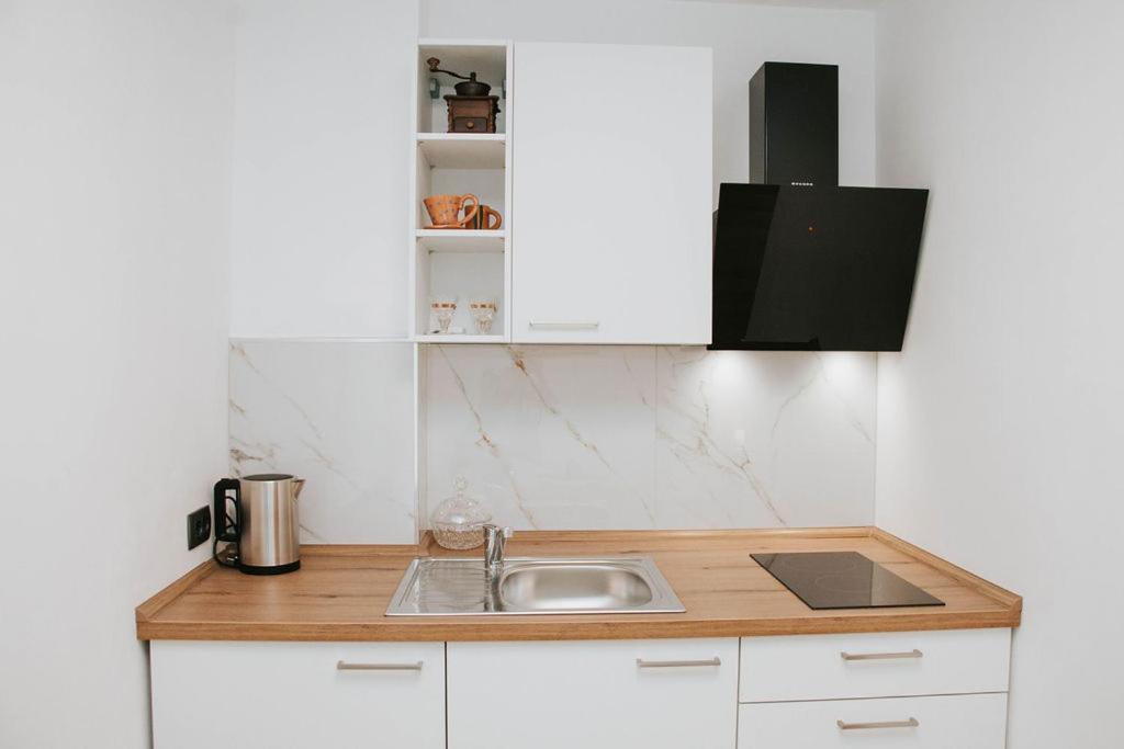 Apartmaji Ursic Kobarid Exteriör bild