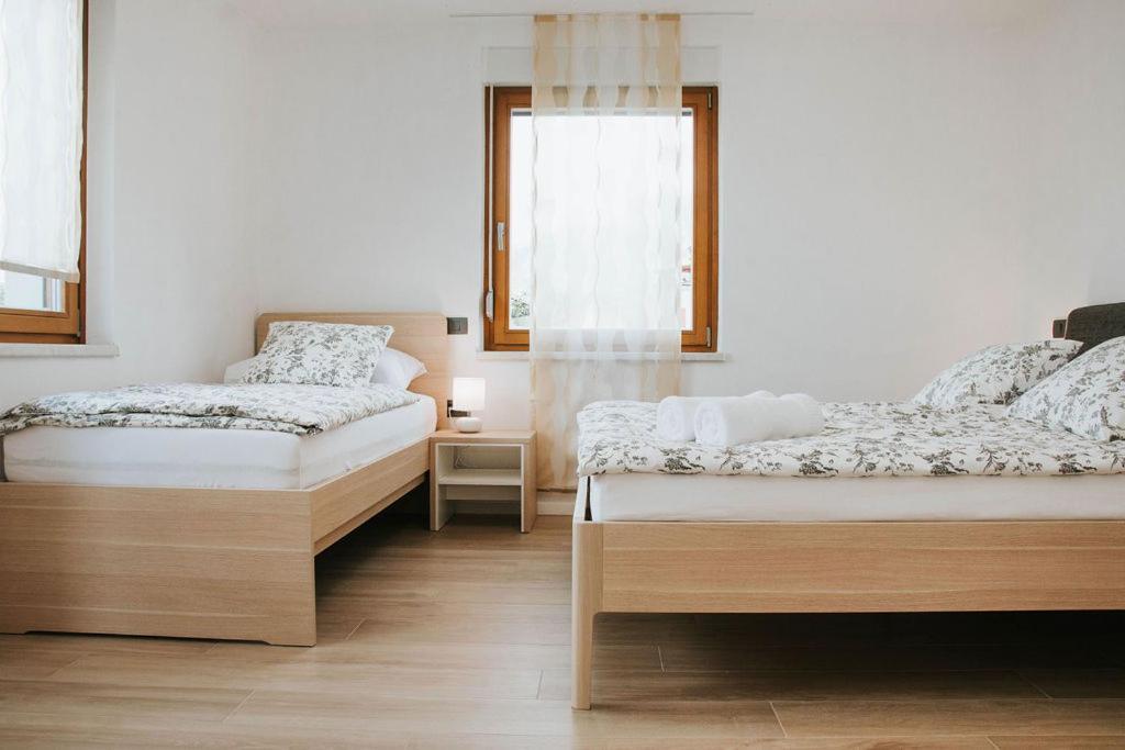Apartmaji Ursic Kobarid Exteriör bild