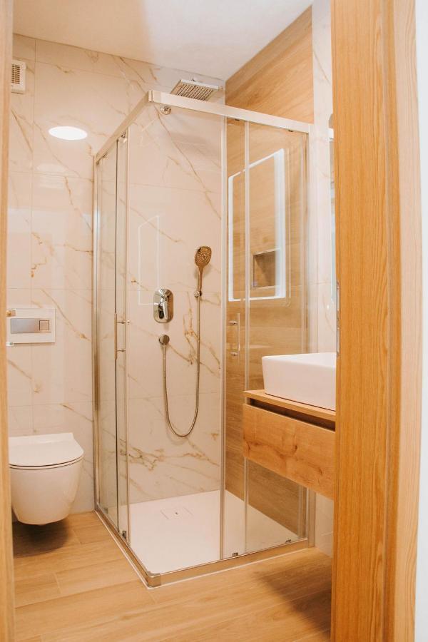 Apartmaji Ursic Kobarid Exteriör bild