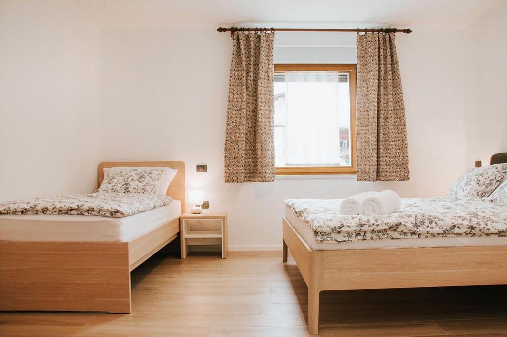 Apartmaji Ursic Kobarid Exteriör bild
