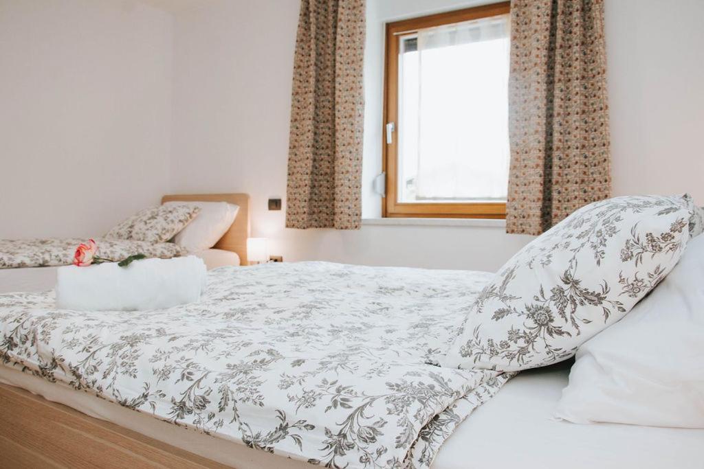 Apartmaji Ursic Kobarid Exteriör bild