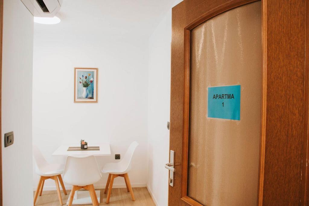 Apartmaji Ursic Kobarid Exteriör bild